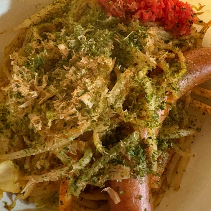 ソーセージ一本を使った焼きそば